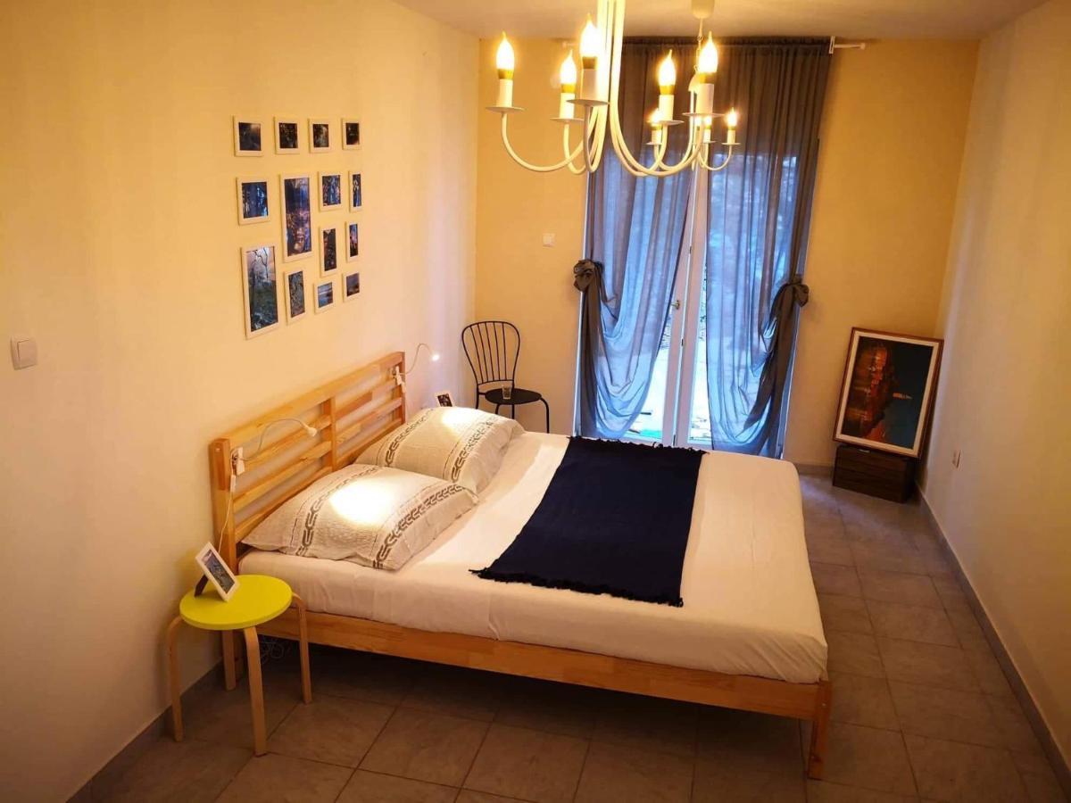 Aparthotel Yellow House Experience Pag Island Exteriér fotografie